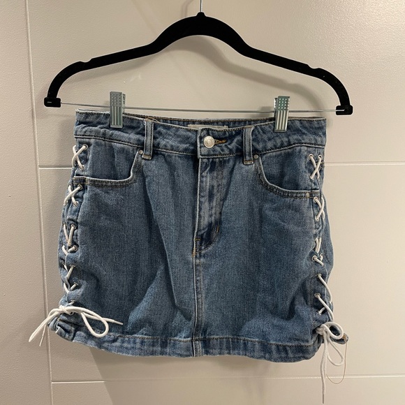 PacSun Jean skirt with ties on side - Picture 1 of 4